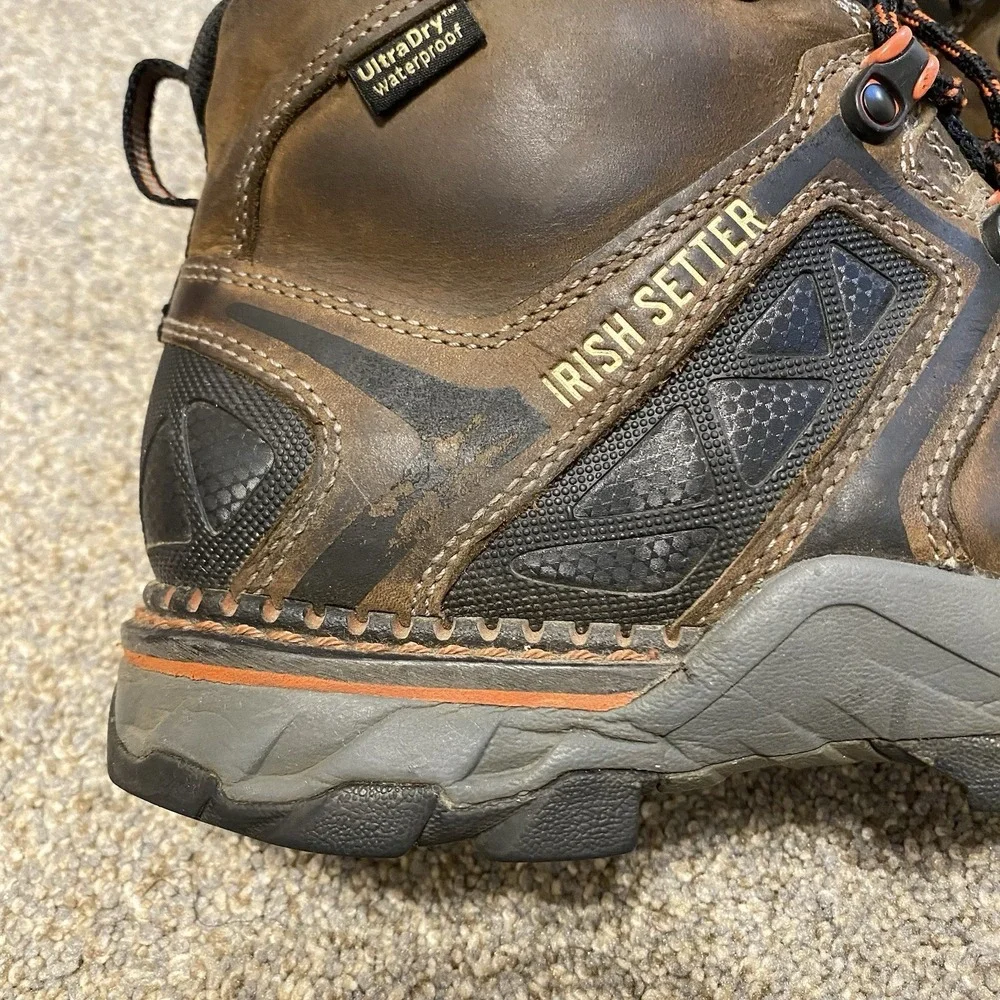 Irish Setter Work Boots Men Size 9 Crosby 6 Inch CSA Safety Toe Waterproof
